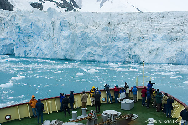 M/V Polar Star and Risting Glacier