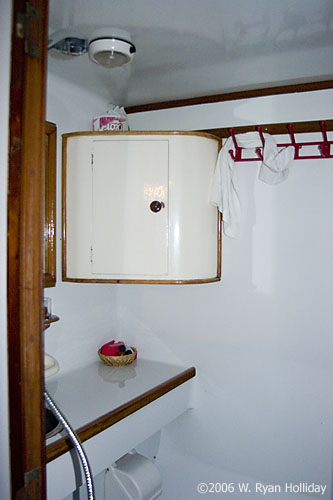 Lower Cabin Bathroom